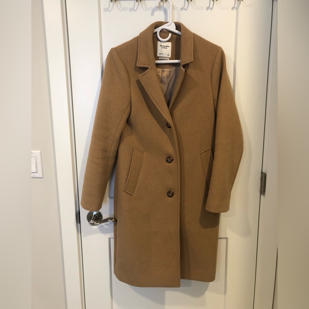 Abercrombie & Fitch Dad Coat. Wool blend. S. Like new.  Worn a handful of times.